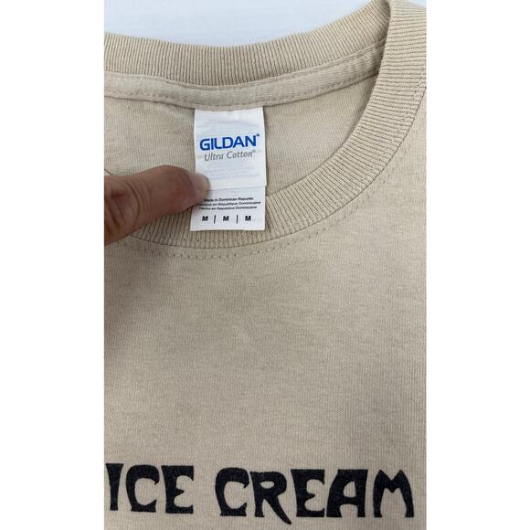 New Buffalo's Oink's Ice Cream and Yogurt Shop size M PreOwned in good condition - Picture 5 of 7